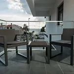 Nani 5*