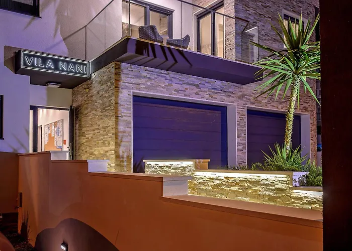 Nani Konukevi Podstrana